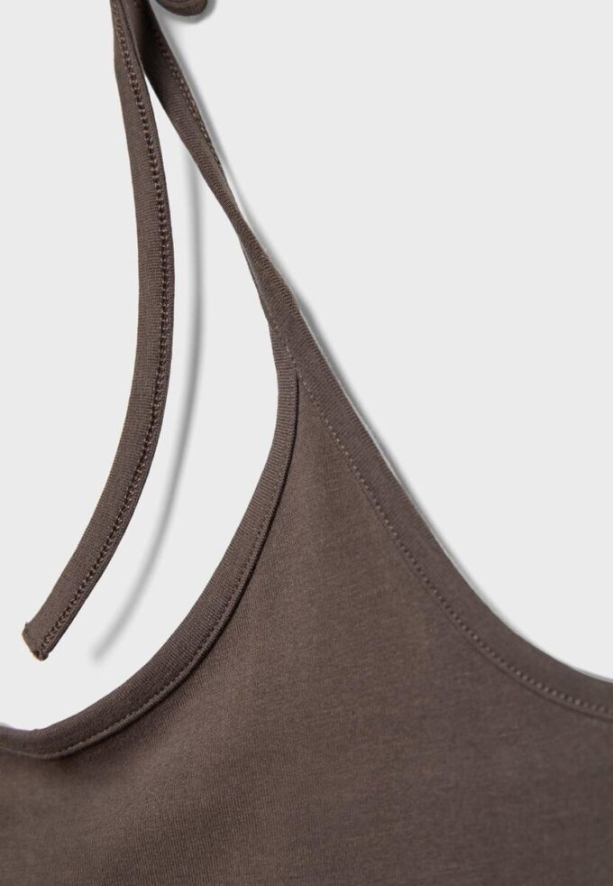 Strikket halterneck-top