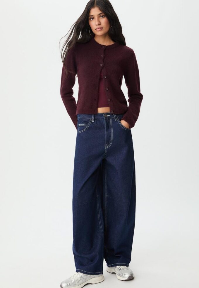 Strikket jakke med knapper