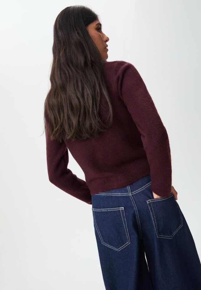 Strikket jakke med knapper