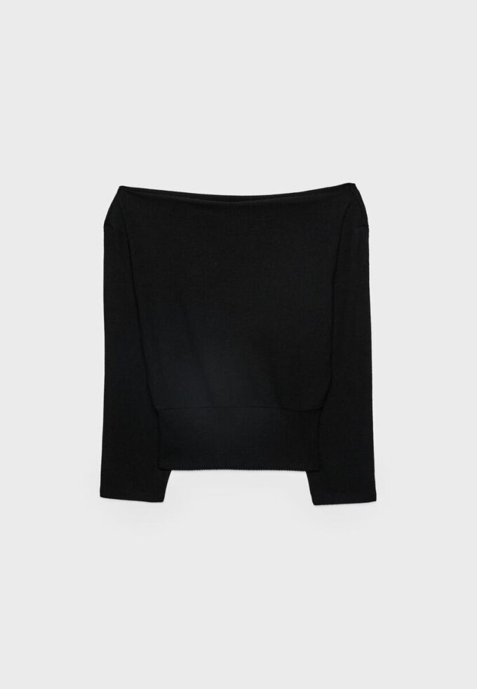 Strikket T-skjorte med båthals og belte