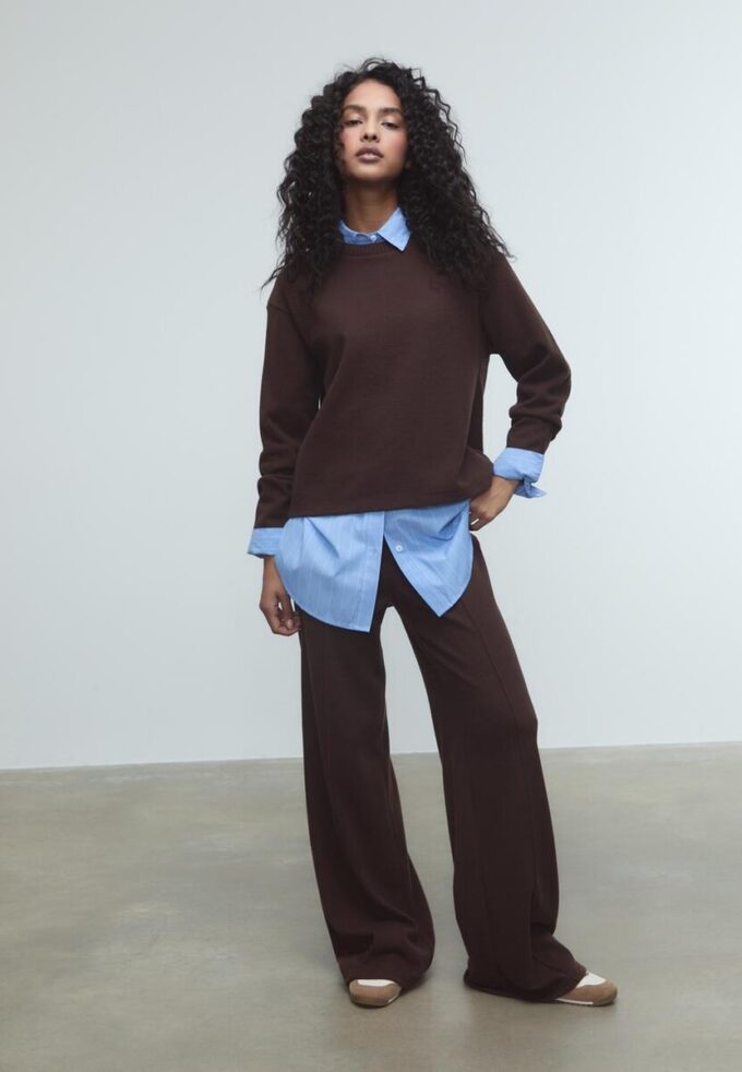 Strikket T-skjorte med rund hals