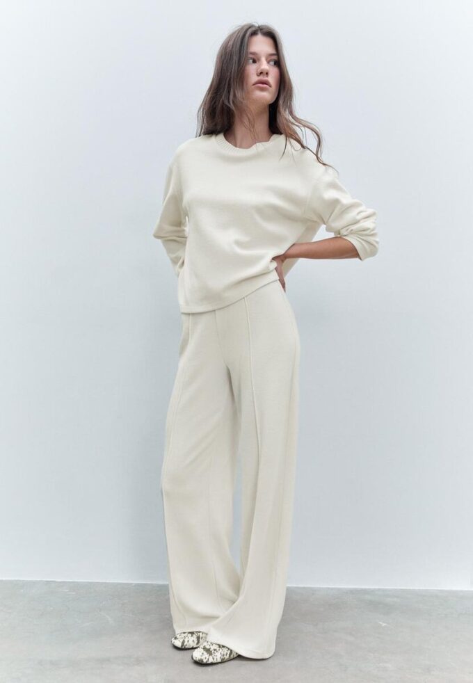 Strikket T-skjorte med rund hals