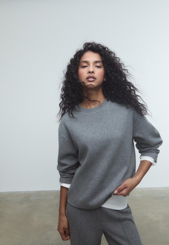 Strikket T-skjorte med rund hals