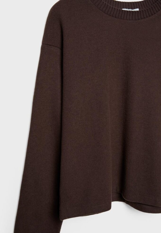 Strikket T-skjorte med rund hals