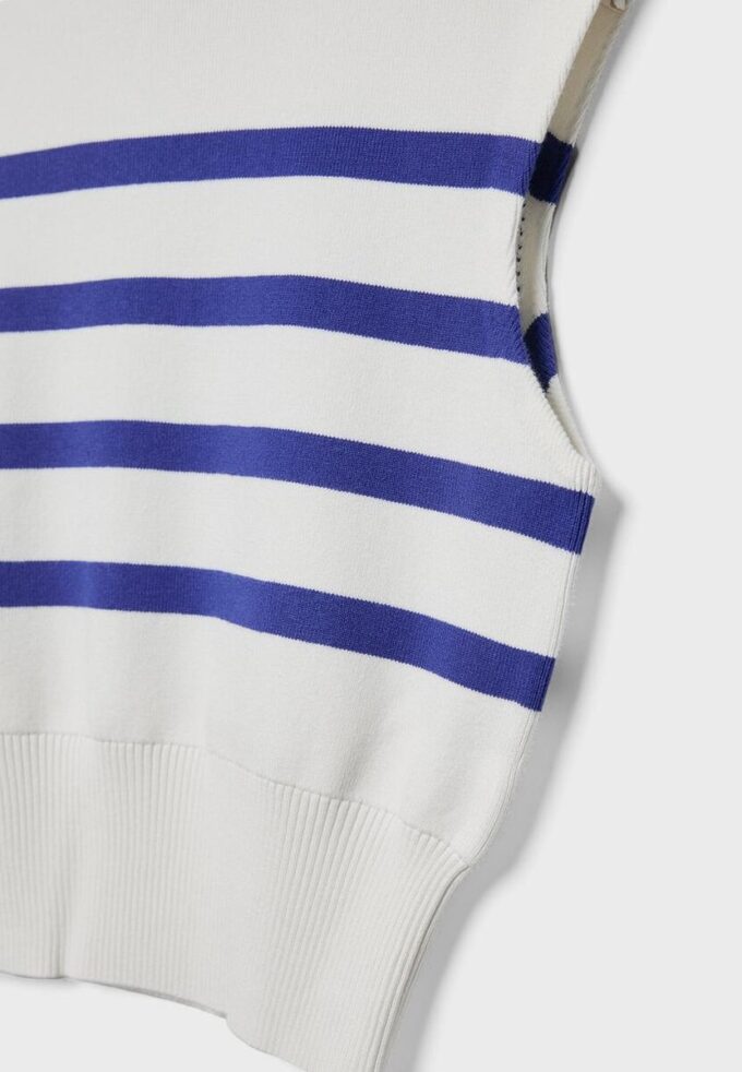 Strikket topp med rund hals