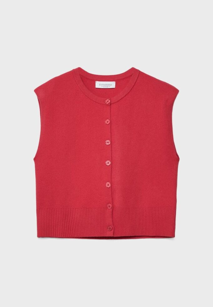 Strikket vest med polstrede skuldre