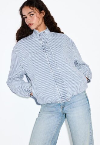 Stripet denimjakke