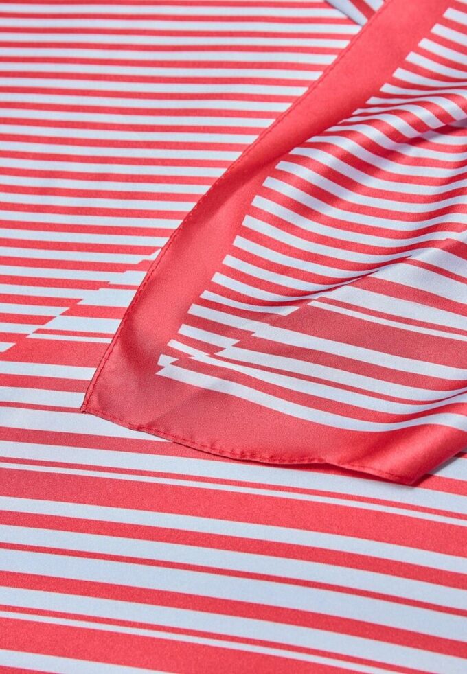 Stripet kombinert lommetørkle