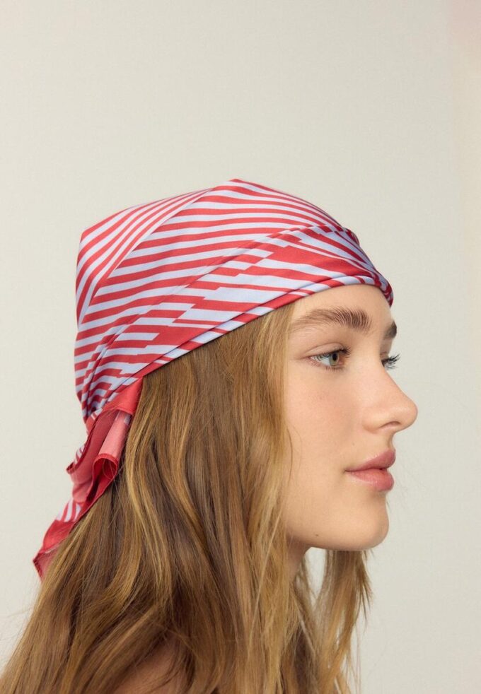 Stripet kombinert lommetørkle