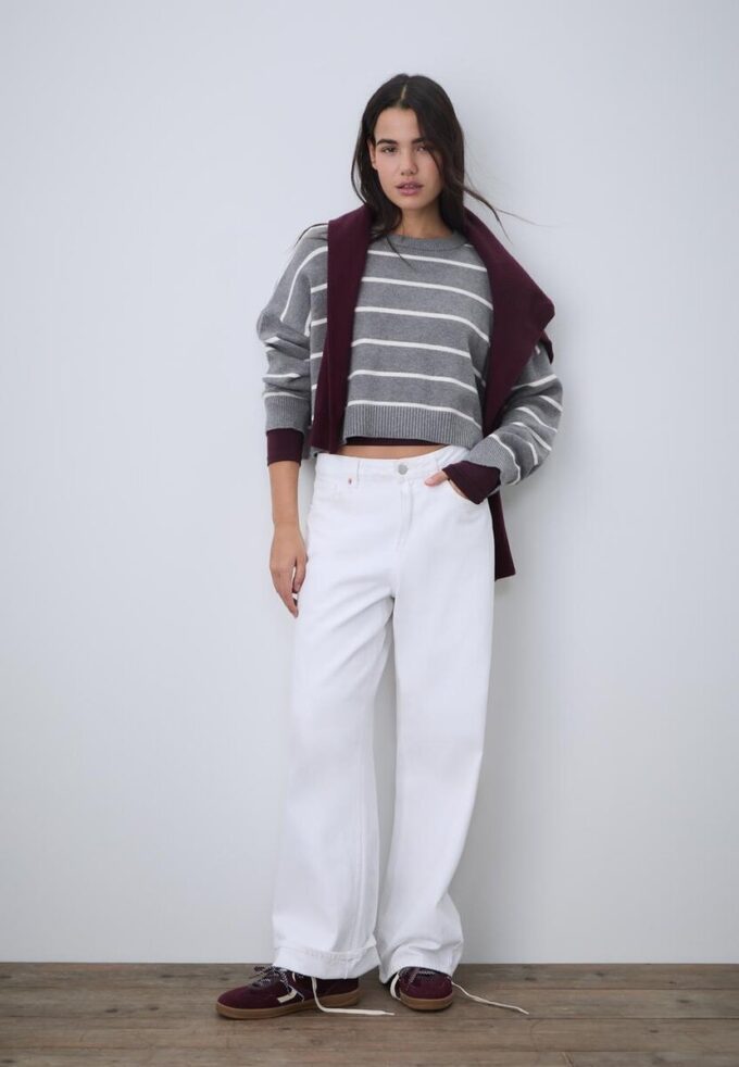 Stripet kort strikket genser