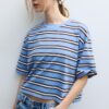 Stripet T-skjorte med korte ermer