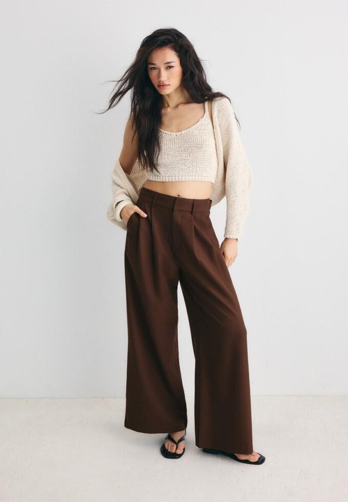 Supervide bukser med justerbar benvidde