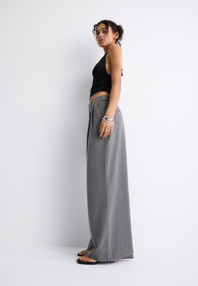 Supervide bukser med justerbar benvidde