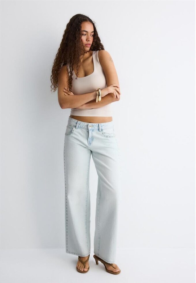 T-skjorte i polyamid med brede stropper