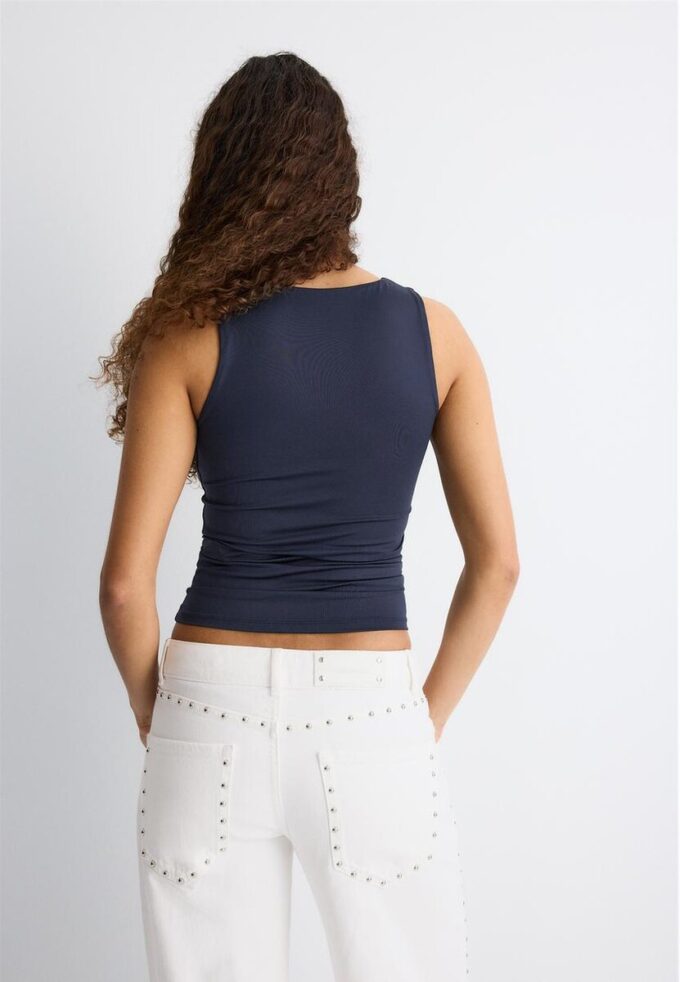 T-skjorte i polyamid med brede stropper