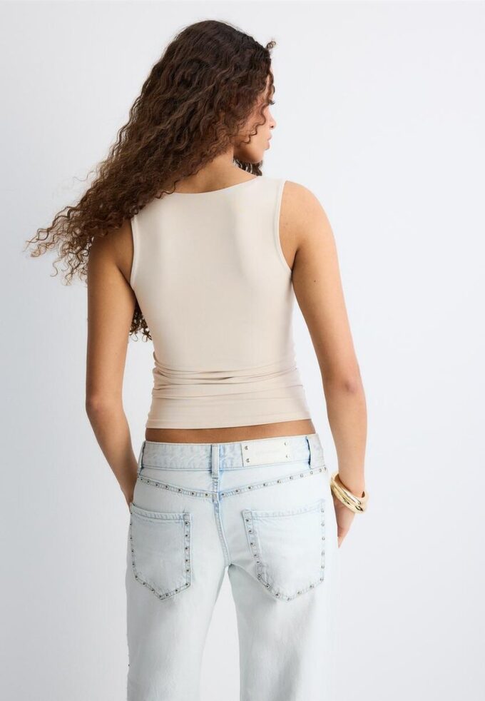 T-skjorte i polyamid med brede stropper