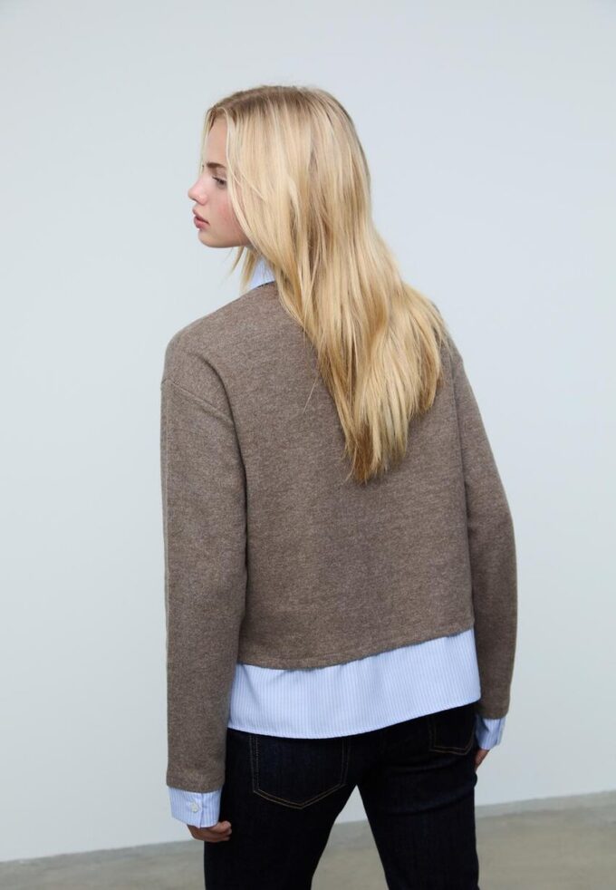 T-skjorte i to materialer