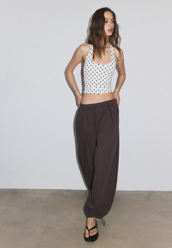 T-skjorte med halterneck