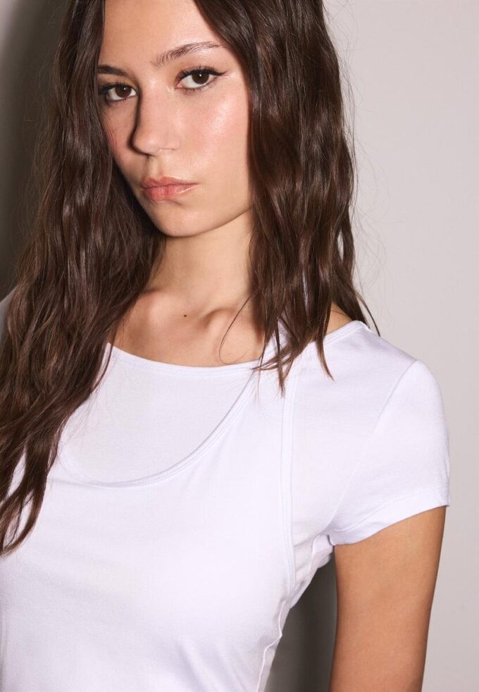 T-skjorte med korte ermer i to lag