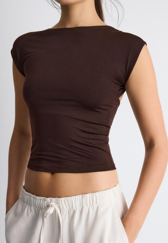 T-skjorte med åpen rygg