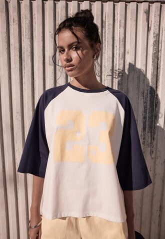 T-skjorte med raglanermer