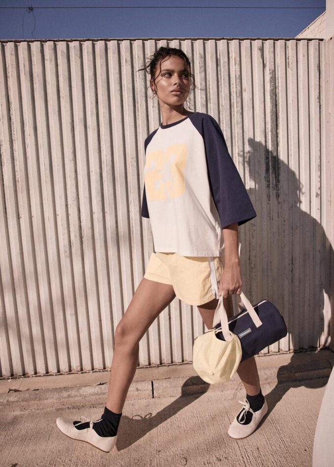 T-skjorte med raglanermer