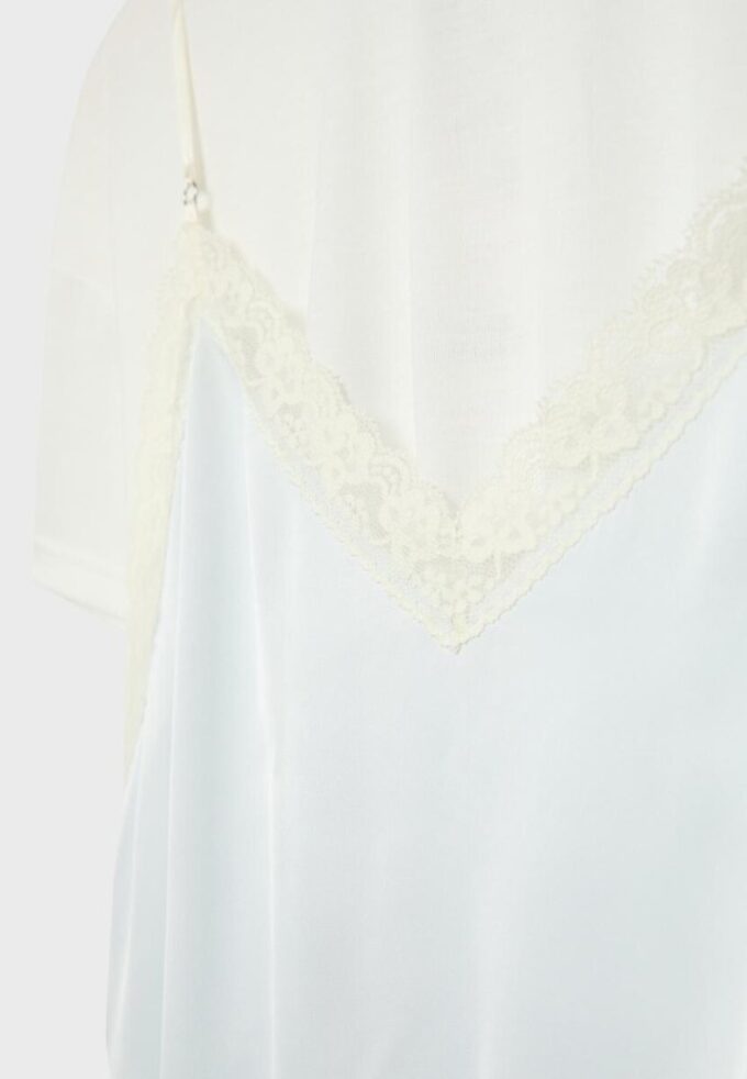 T-skjorte med to lag og camisole