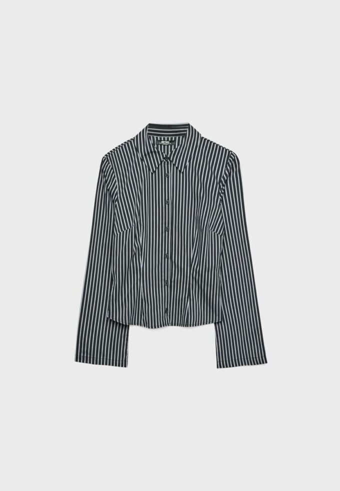 Tettsittende skjorte