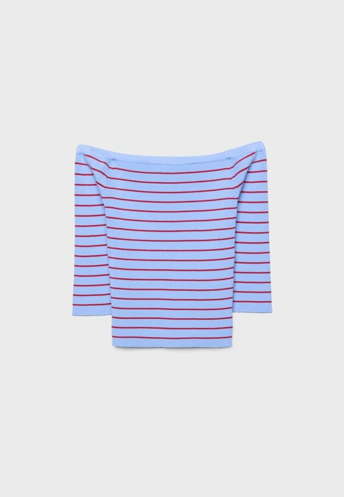 Tettsittende stripet strikkegenser