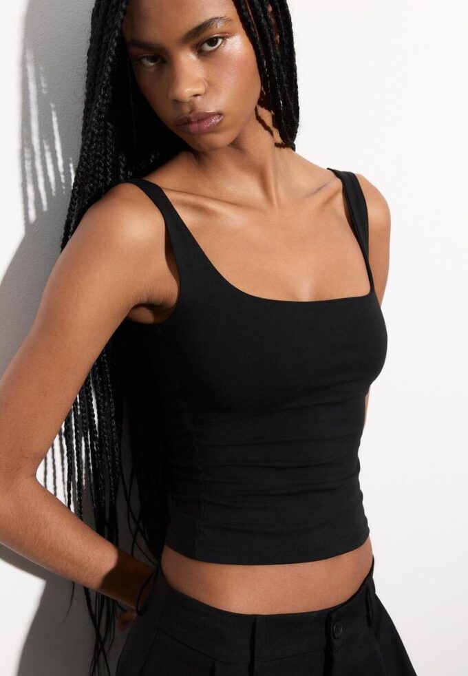 Topper med brede stropper