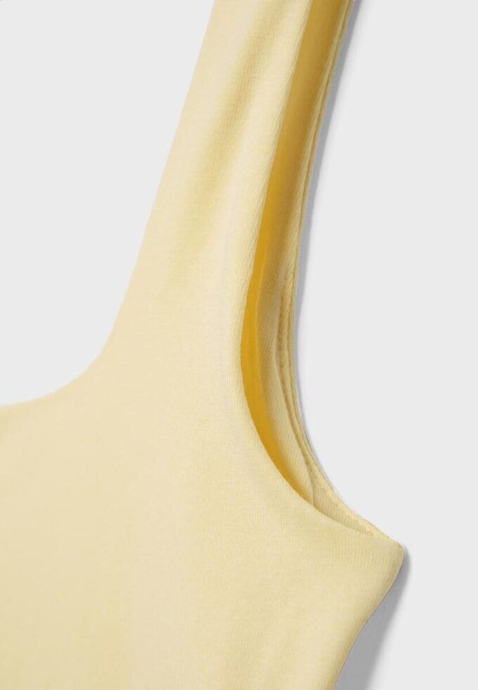 Topper med brede stropper