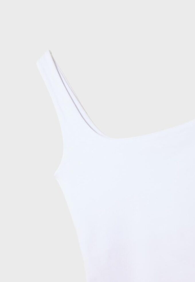 Topper med brede stropper