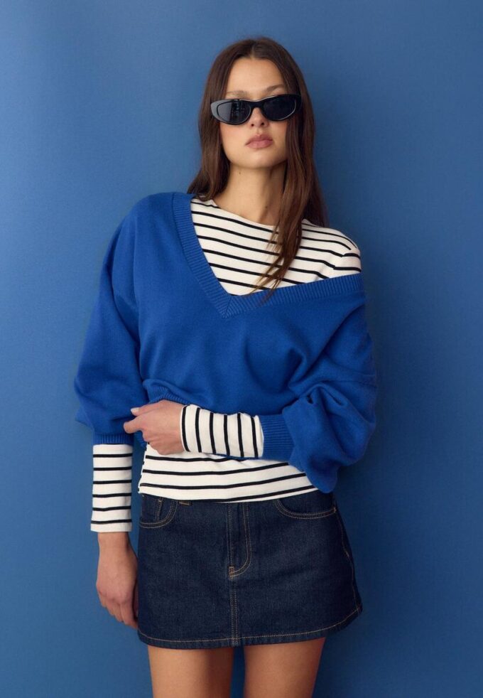 V-hals genser med flagermusermmer