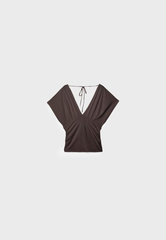 V-hals-topper med bånd