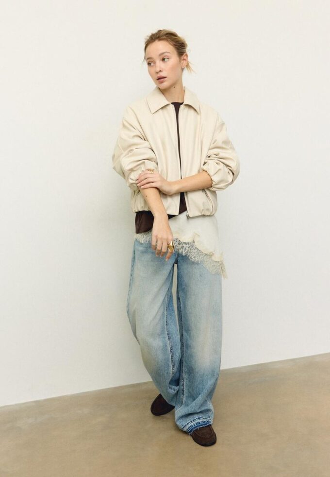 Vattert bomberjakke med skinnlook