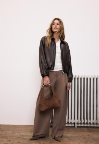 Vattert bomberjakke med skinnlook