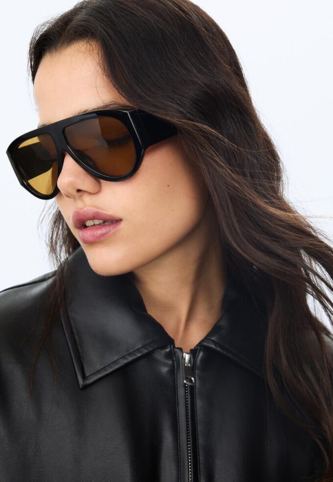 Vattert bomberjakke med skinnlook