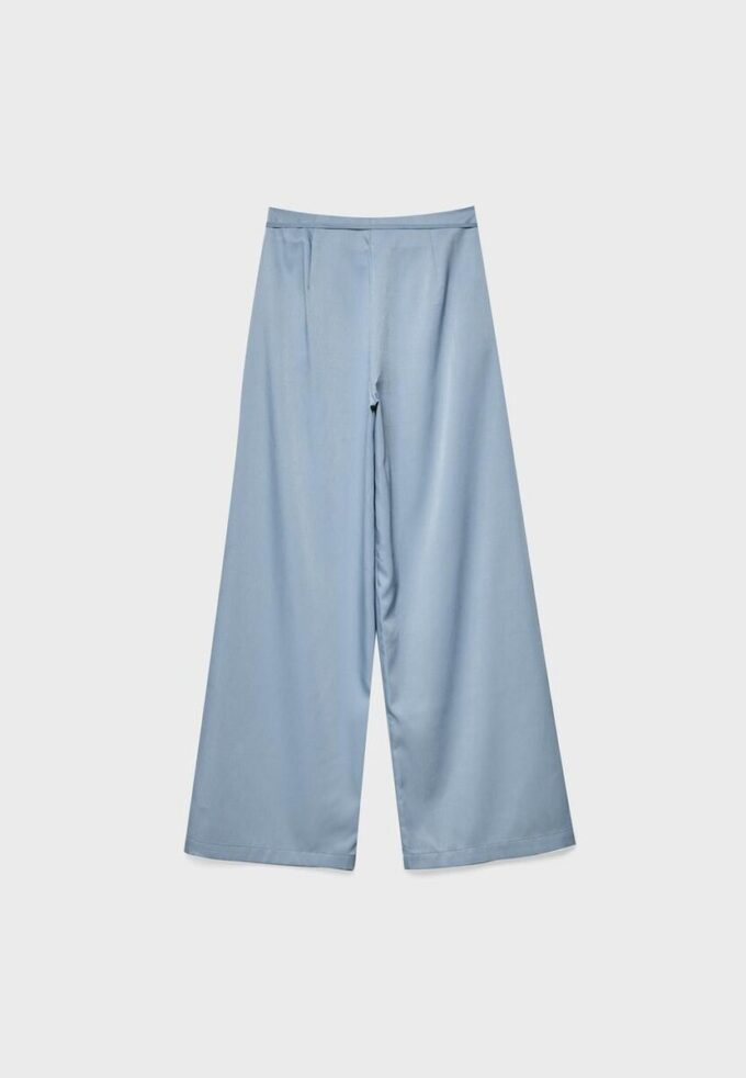 Velløpende bukser med krøll-effekt og snøring